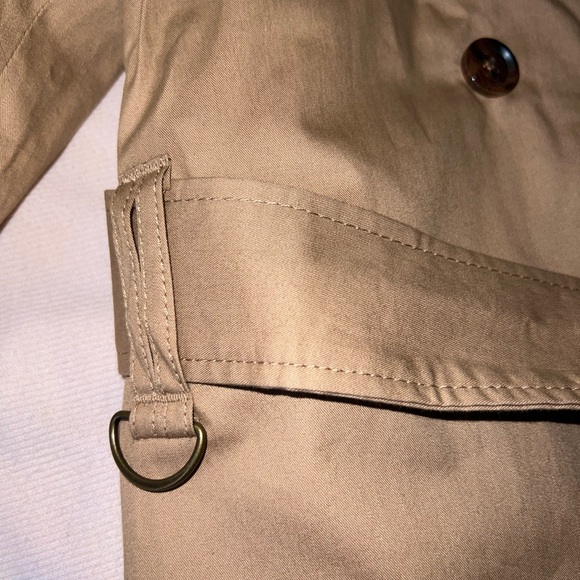 Banana Republic Giovana Twill Trench - Picture 6 of 9